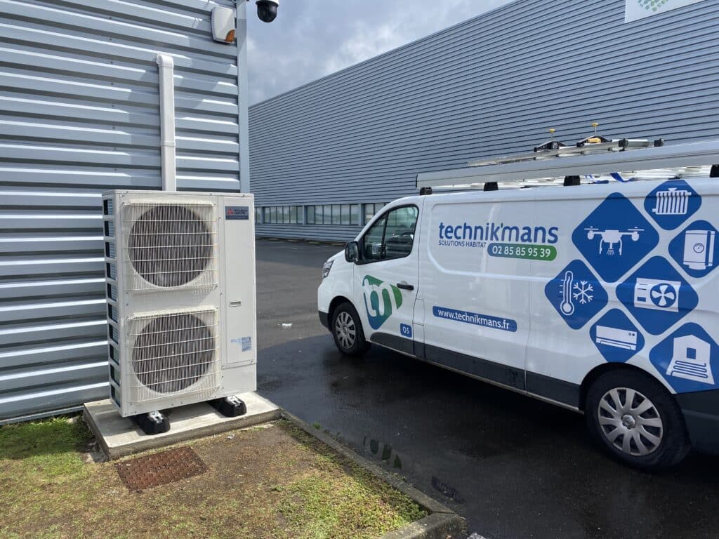 Entretien climatisation par un technicien Technik'Mans