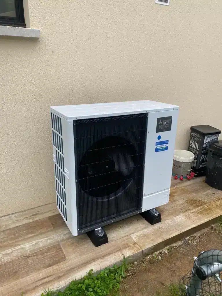 Installation d'une pompe à chaleur par la société Technik'Mans en Sarthe.